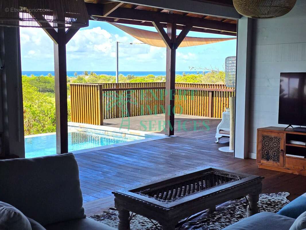 Maison à GRAND-BOURG