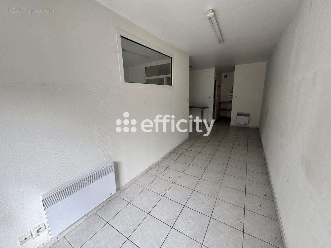 Appartement à FAMARS