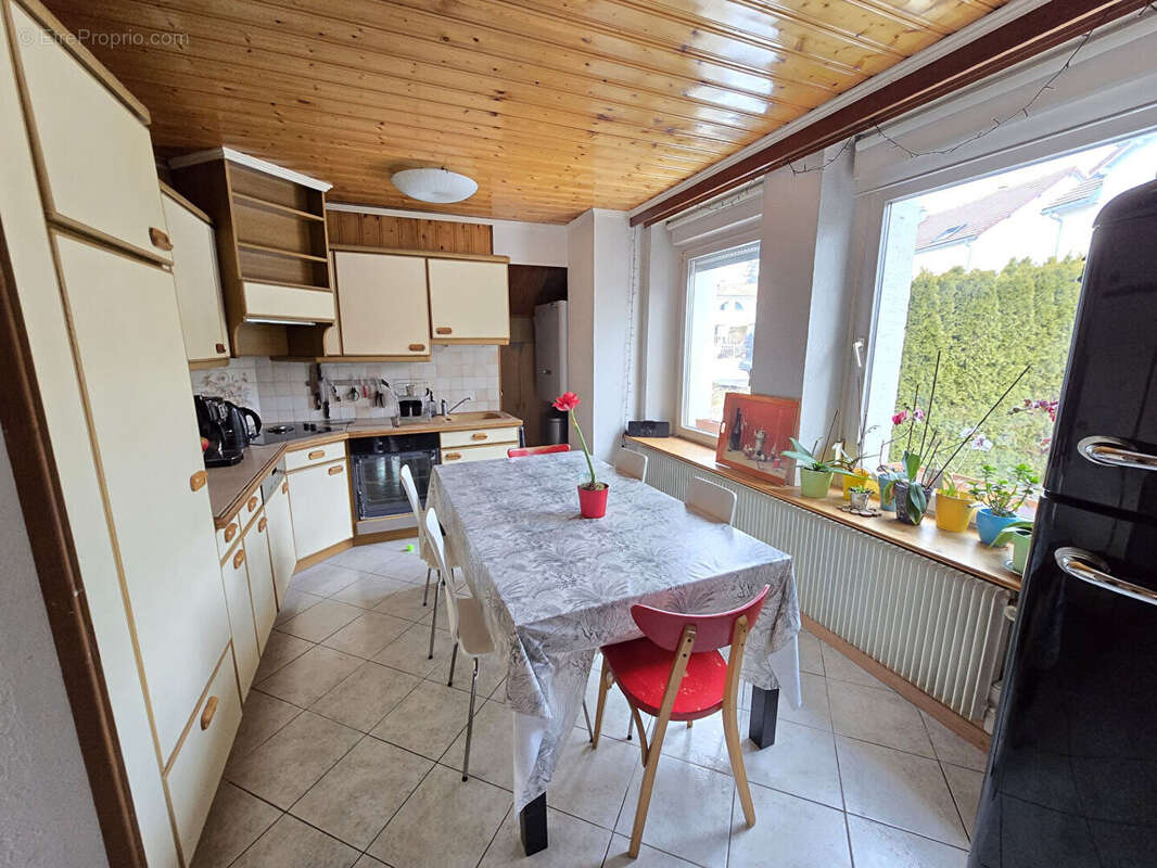 Appartement à LES HOPITAUX-NEUFS