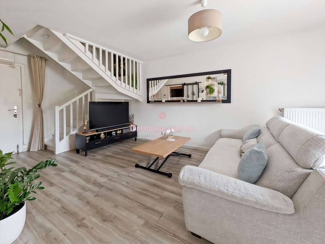 Maison à SAINT-PRIEST