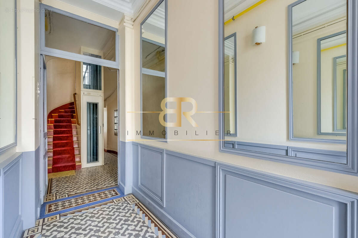 Appartement à PARIS-11E