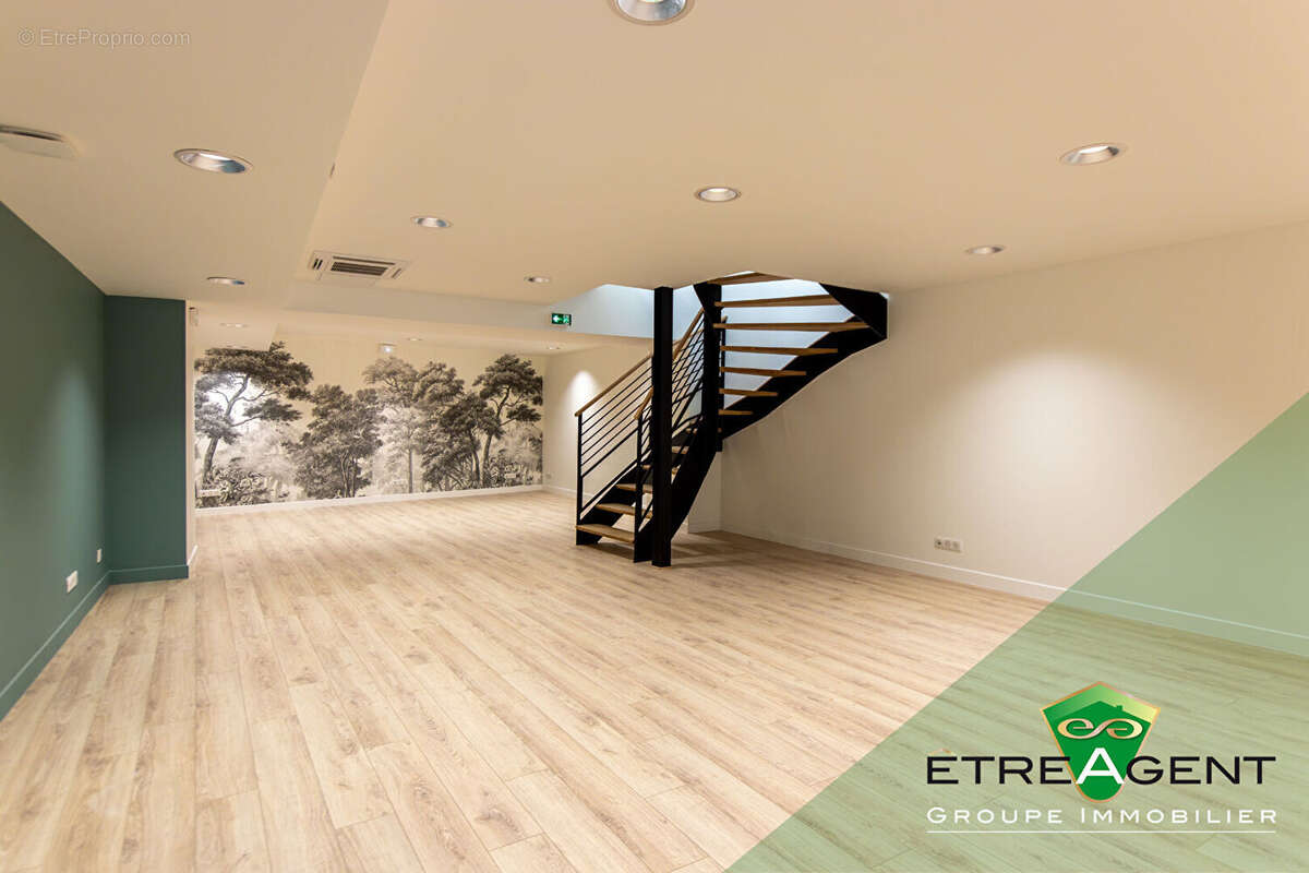 Commerce à MANTES-LA-JOLIE