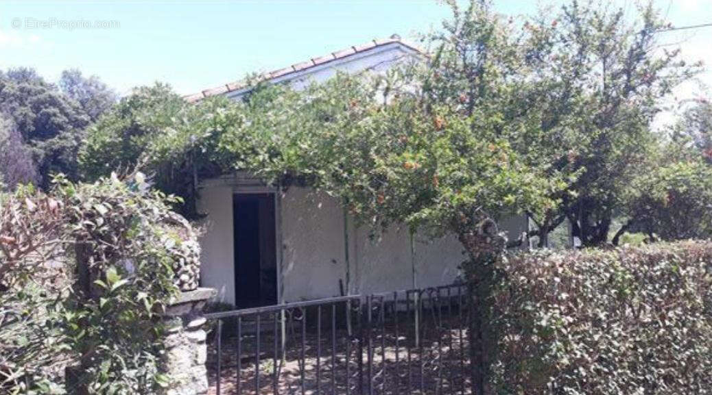 Maison à CENDRAS
