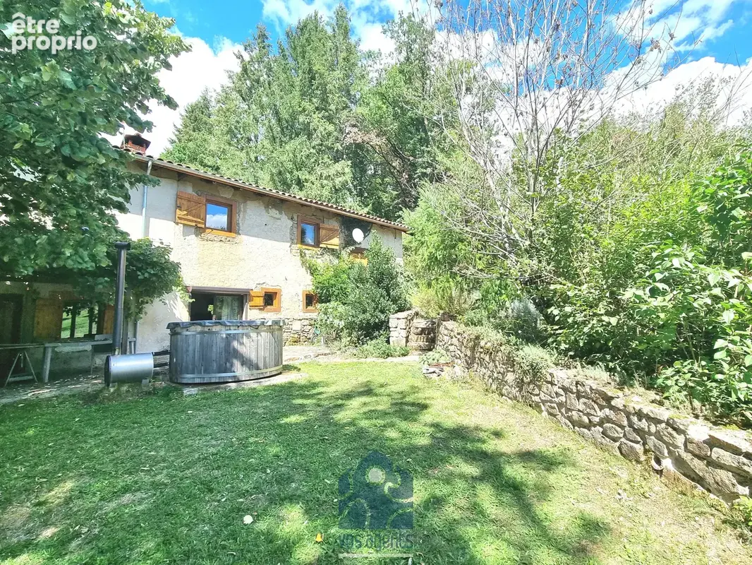 Corps de ferme 143m2 terrain 1474m2 - photo 13