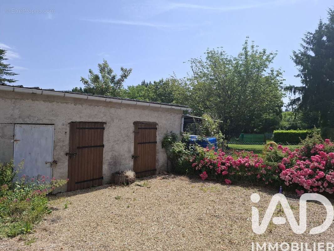 Maison 96 m² à Mezieres-Sous-Lavardin  - photo 3