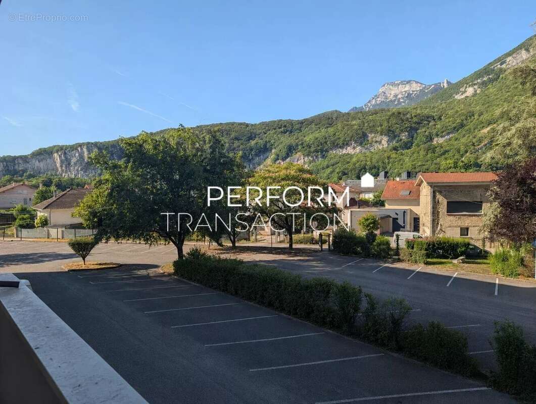 Appartement à SASSENAGE