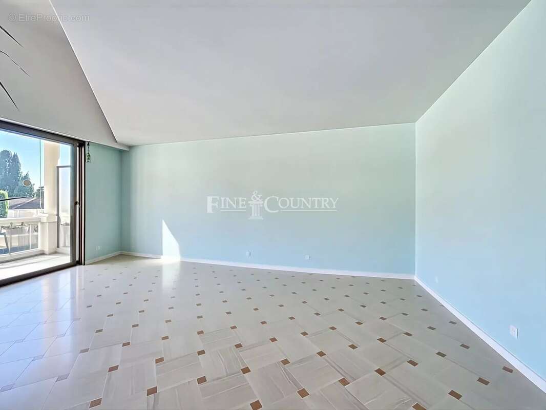 Vente Appartement 4 pièces avec terrasse - photo 8