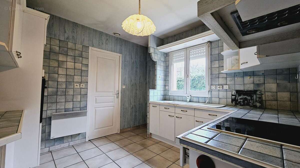 Maison à SAINT-DOULCHARD