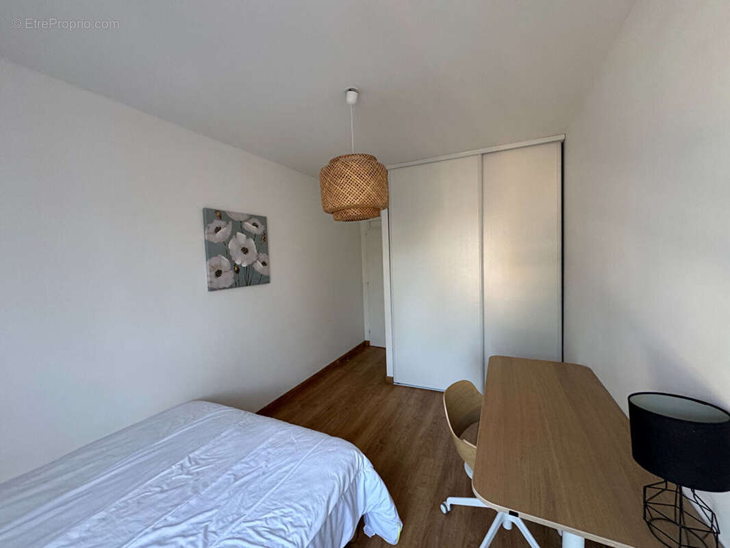 Bordeaux Bacalan - Maison de 90 m² avec garage et grande terrasse - photo 6