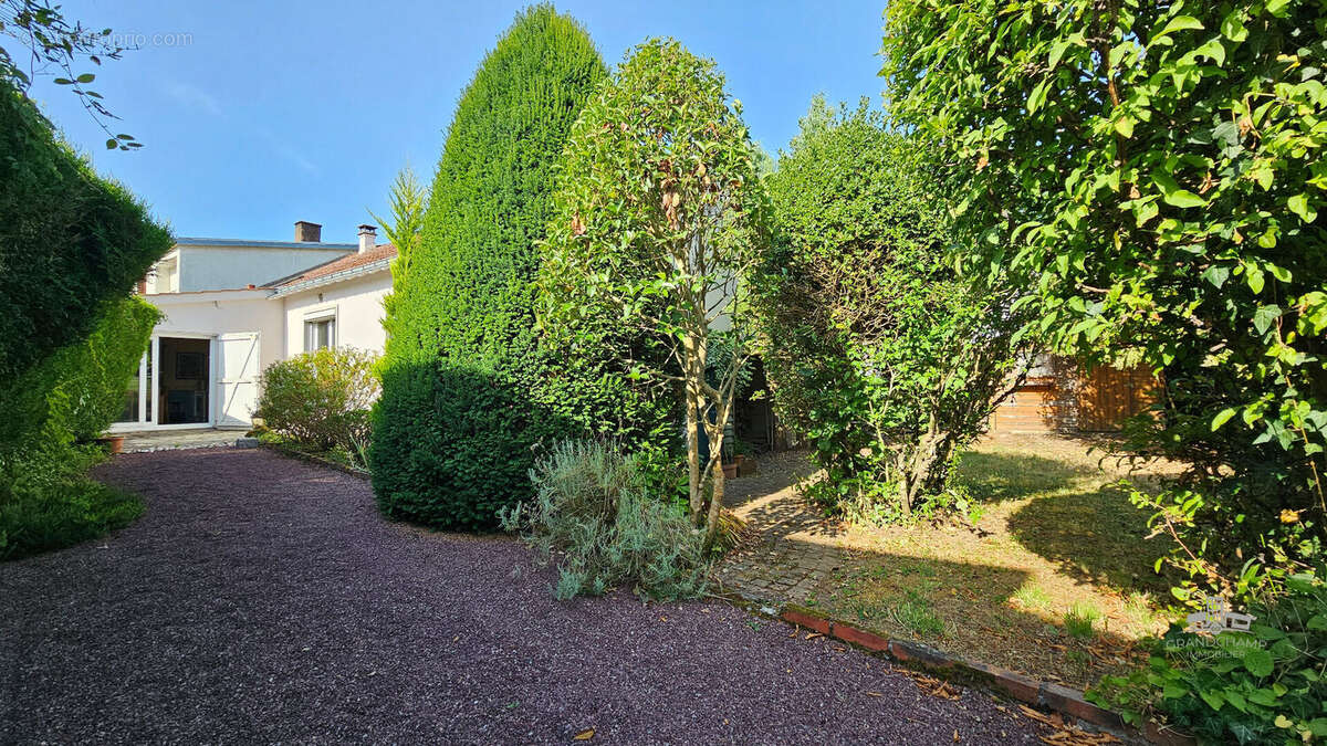 Maison à NANTES