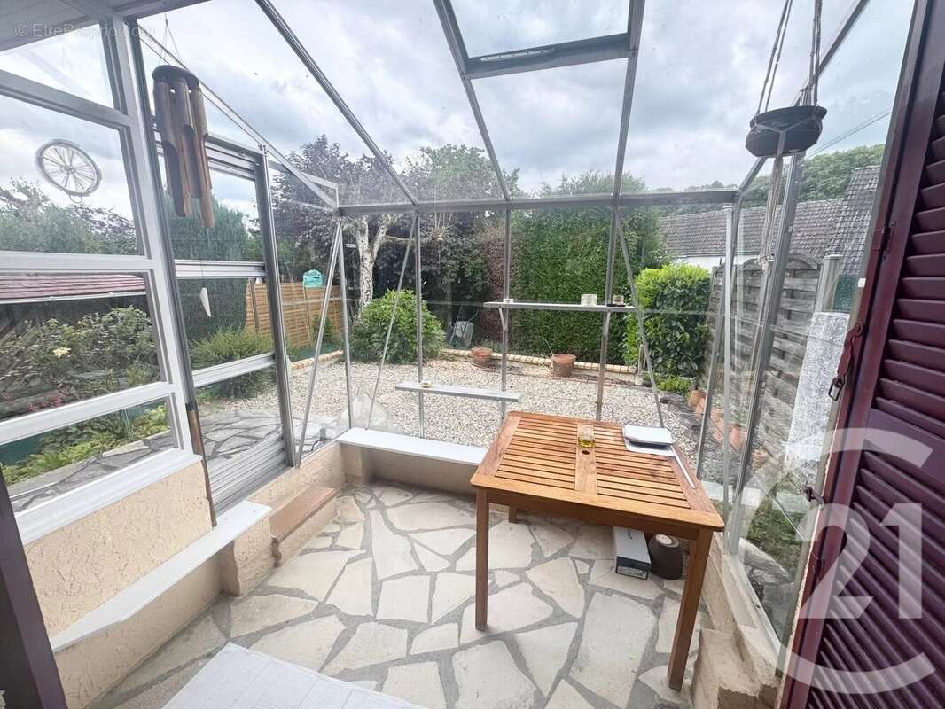 Maison à SAINT-MARTIN-DU-TERTRE