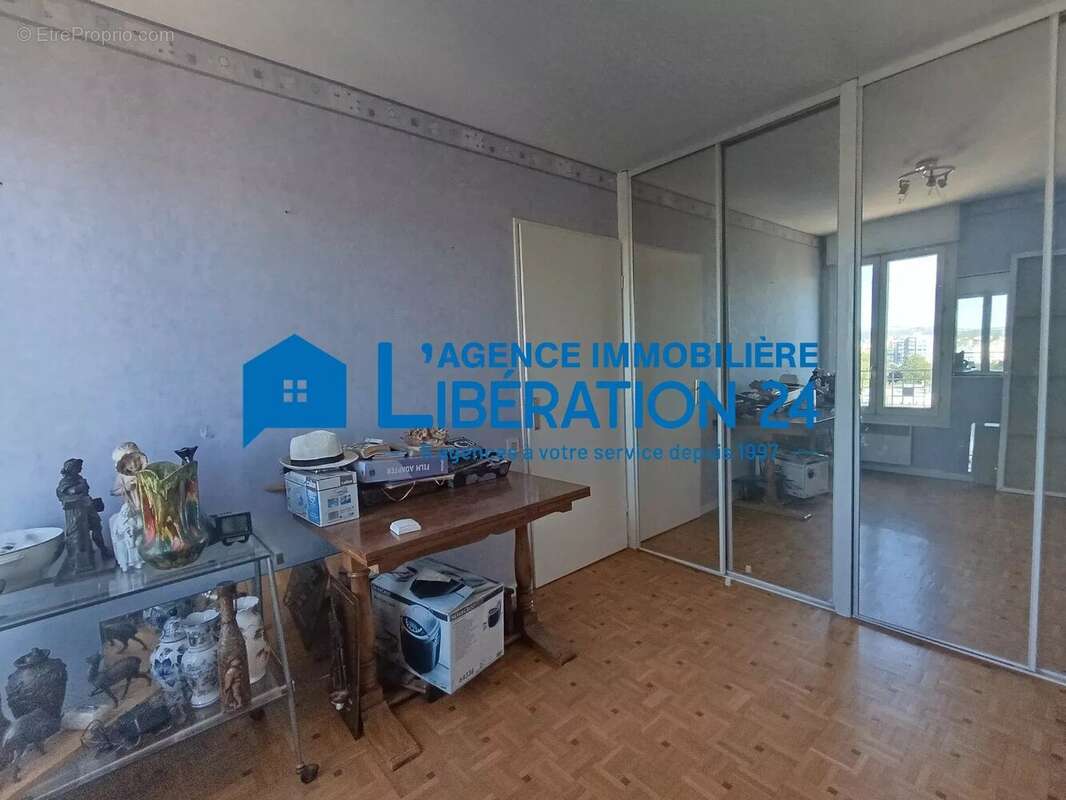 Bel appartement 5 pièces de 92,72 m² à Saint-Étienne - photo 13