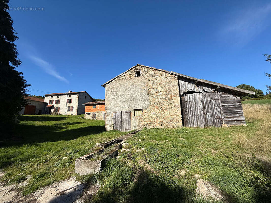 Maison à SAINT-JUST-EN-CHEVALET