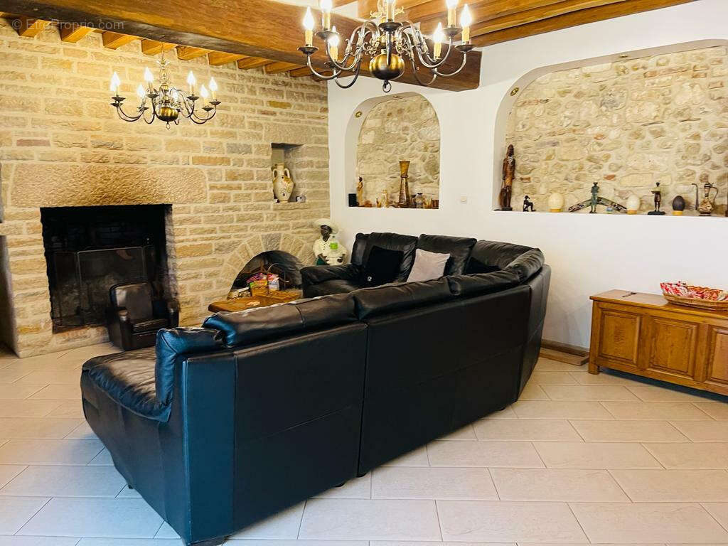 Maison à PONT-SAINTE-MAXENCE
