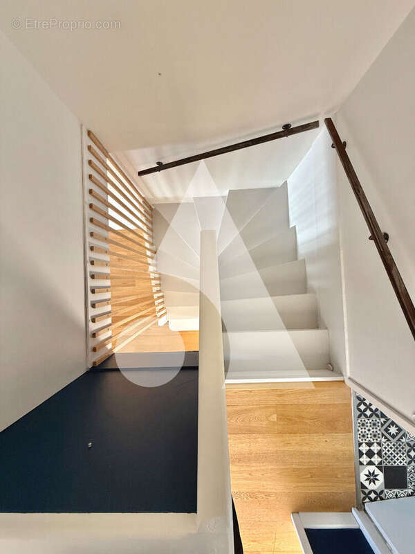 Maison à LE THOLONET