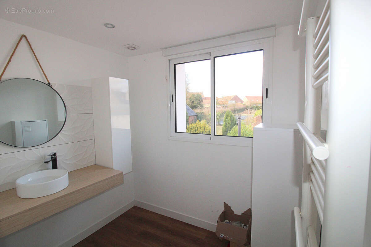 Maison à BOLLEZEELE