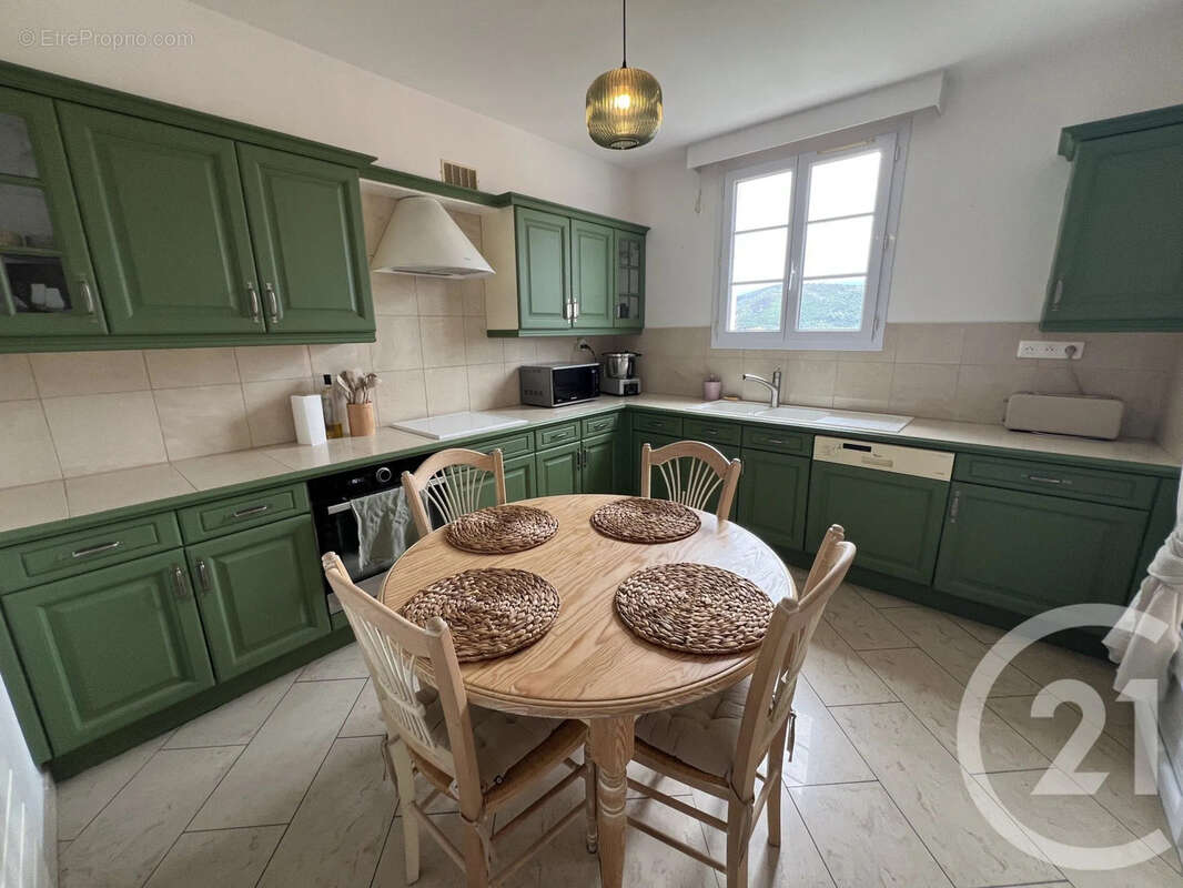 Appartement 140 m² à Saint-Florent  - photo 6