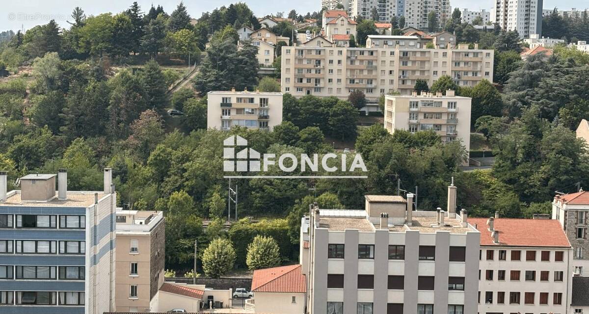 Appartement à SAINT-ETIENNE