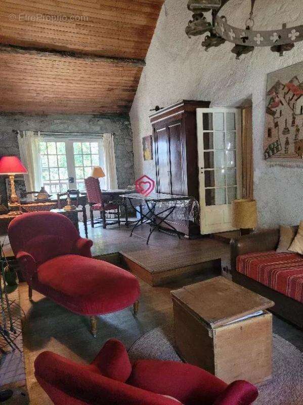 Maison à MASSAT
