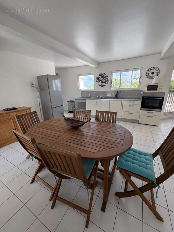 Appartement à LE GOSIER