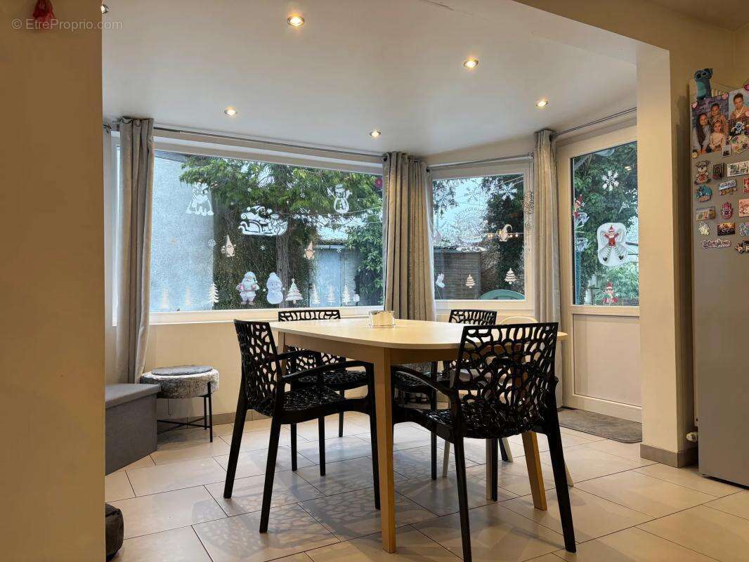 Maison à SAINT-AMAND-LES-EAUX