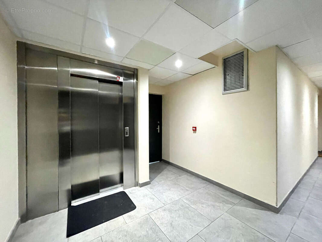 Appartement à AUDUN-LE-TICHE