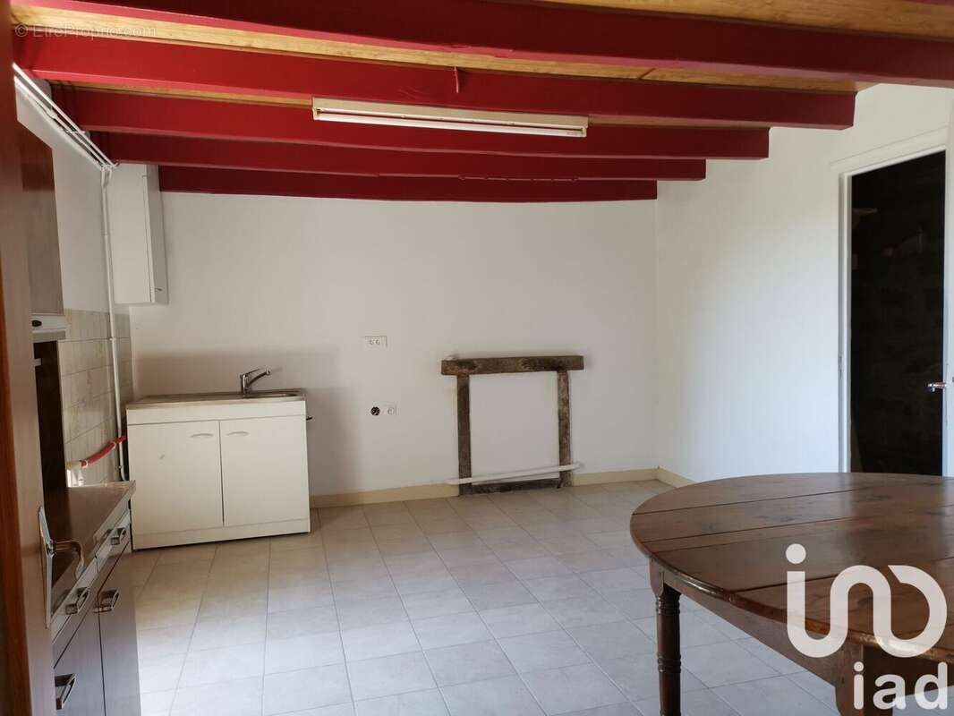 Maison 90 m² à Peyrelevade  - photo 2