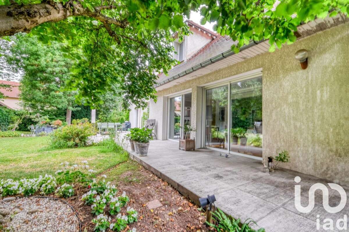 Photo 2 - Maison à LAGNY-SUR-MARNE