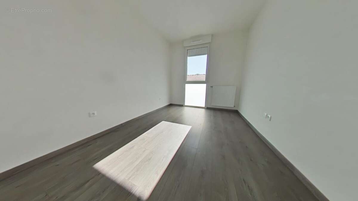 Appartement à SAINT-ORENS-DE-GAMEVILLE