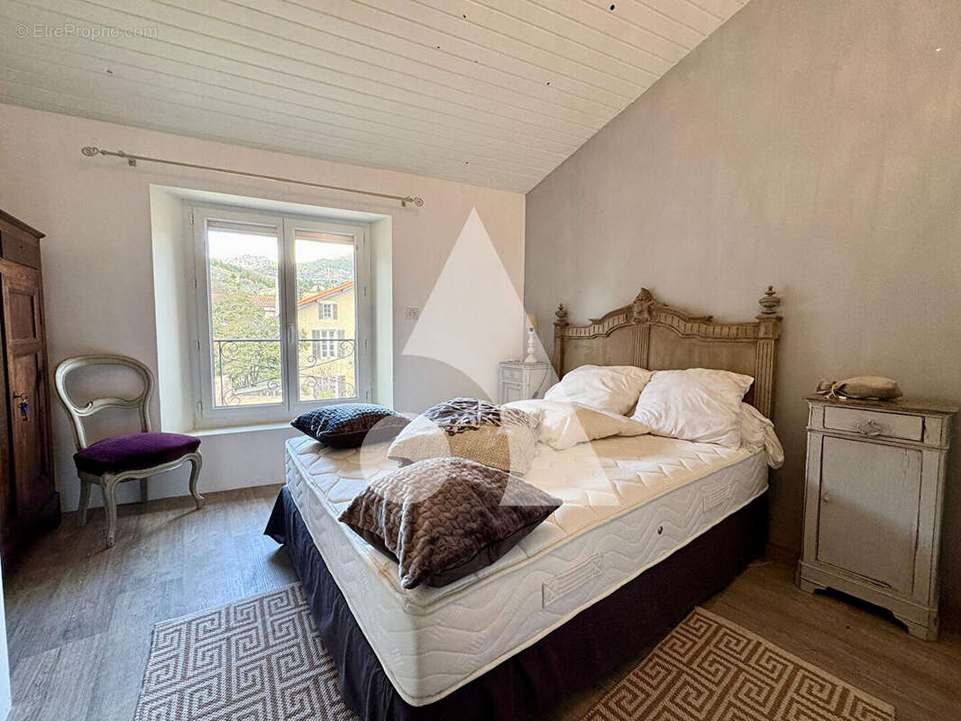 Maison à BUIS-LES-BARONNIES