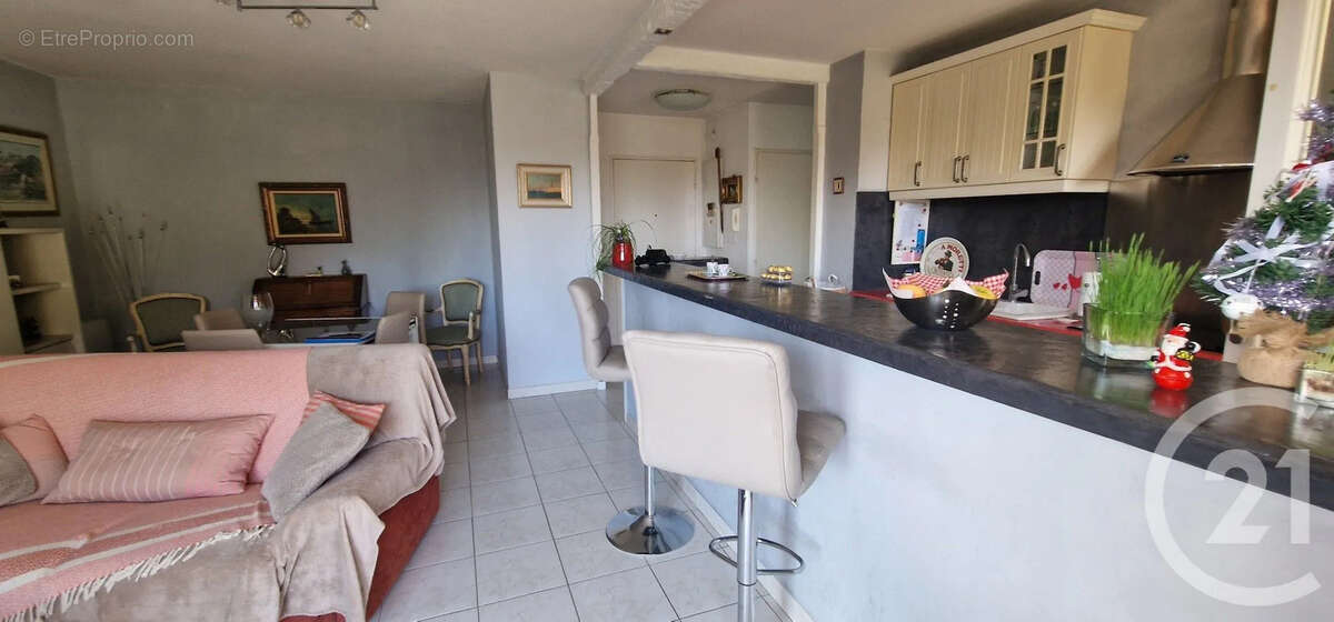 Appartement à HYERES