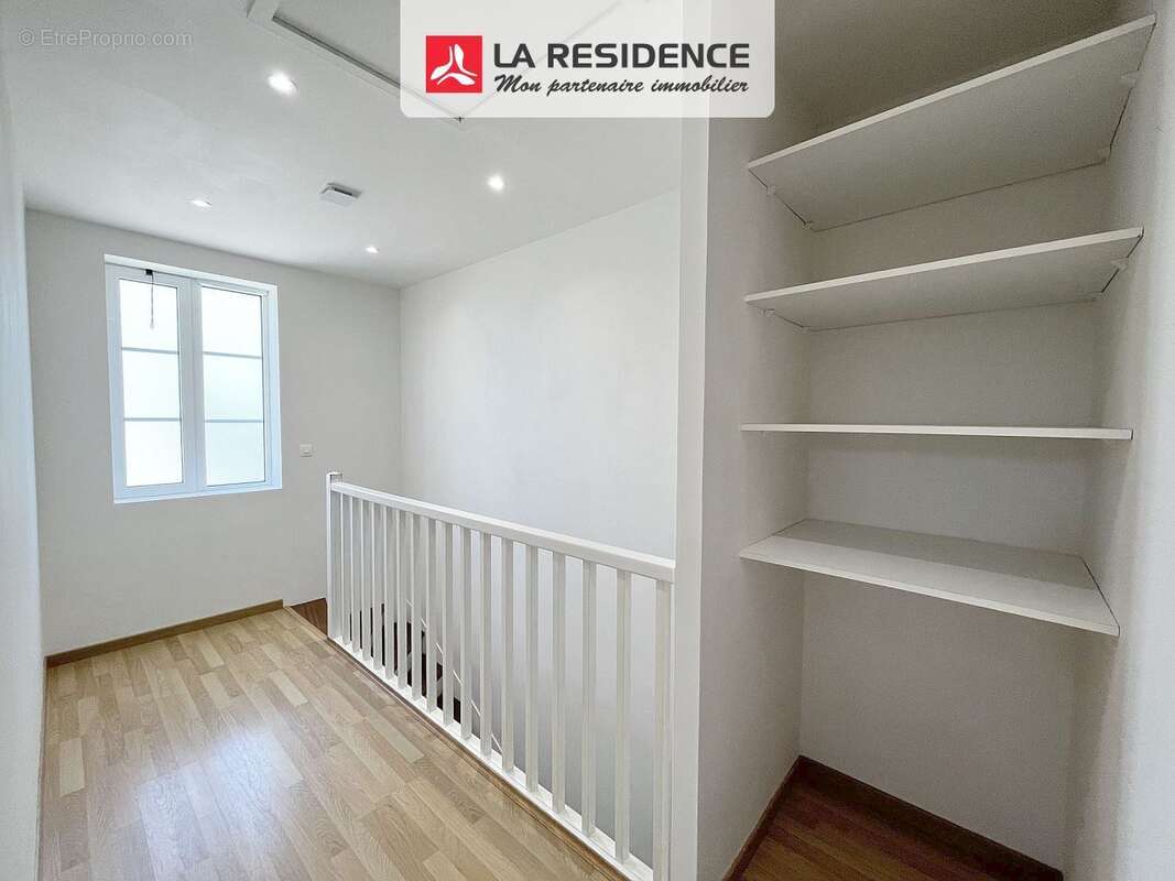 Maison à SAINT-OUEN-L&#039;AUMONE