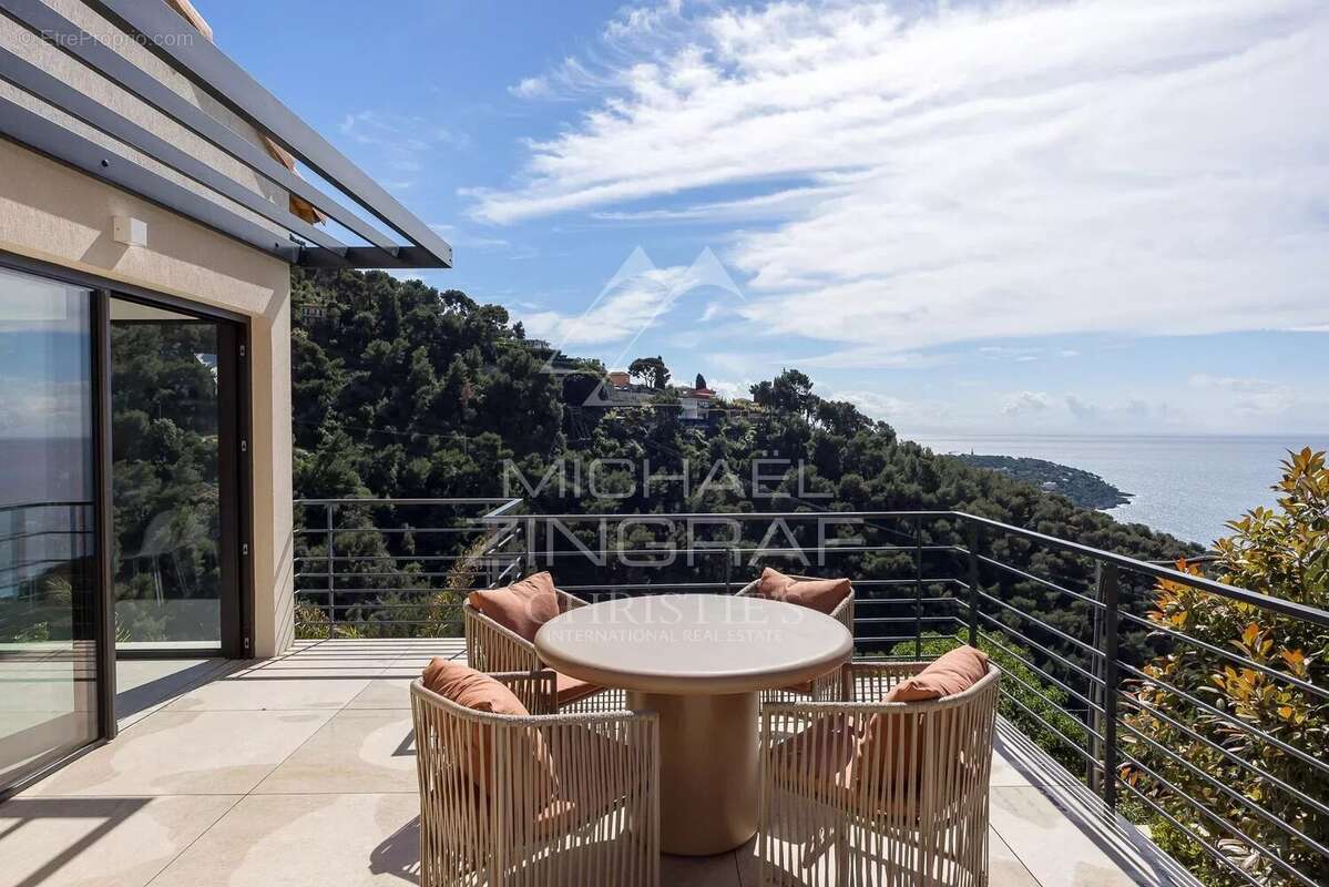 Maison à ROQUEBRUNE-CAP-MARTIN