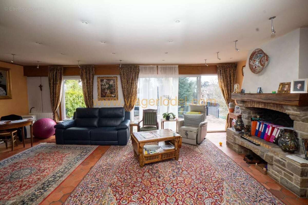 Maison à MAREIL-MARLY