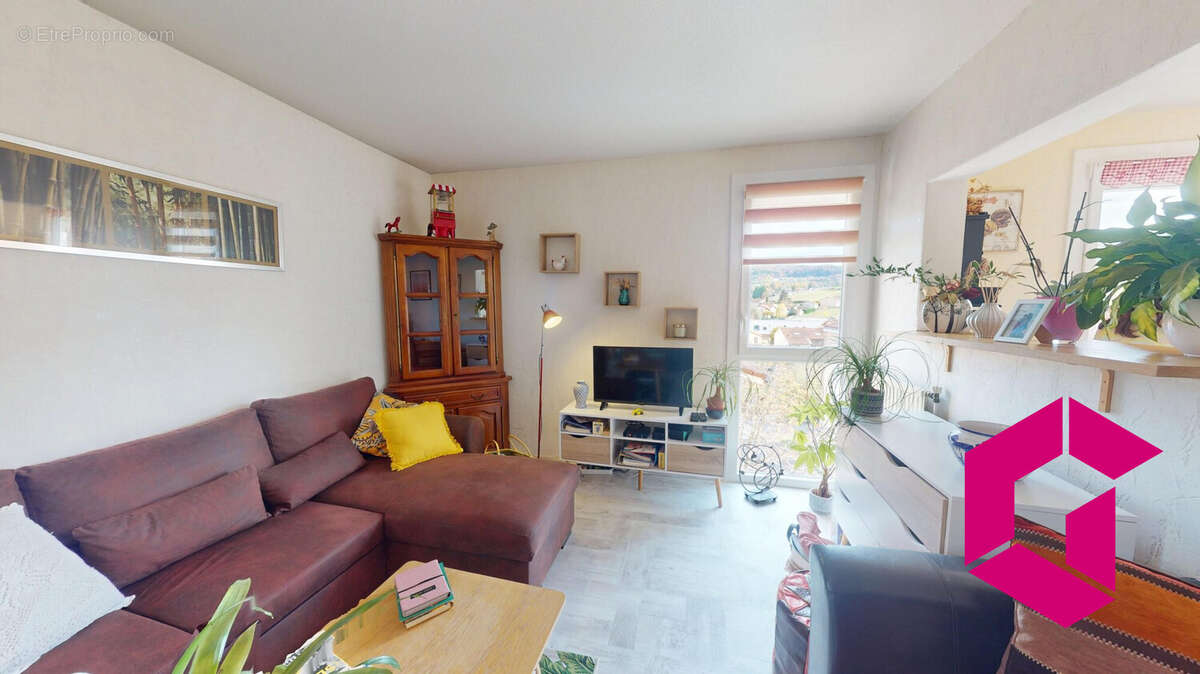 Appartement à VALS-PRES-LE-PUY