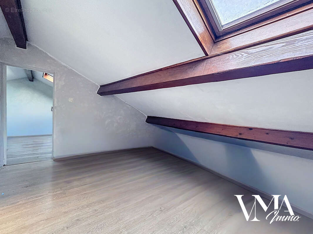 Maison à SAINT-GERMAIN-SUR-L&#039;ARBRESLE