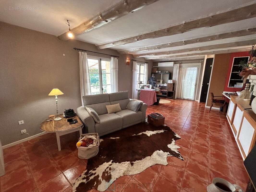 Maison à GOUDARGUES