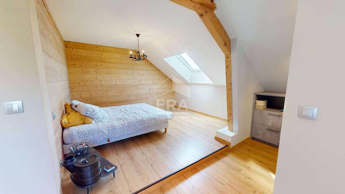 Maison à HAUTEVILLE-LOMPNES