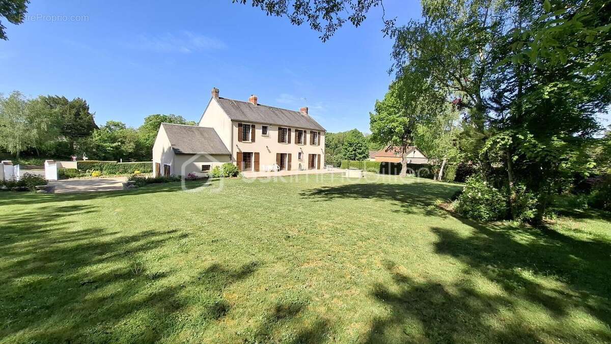 Maison à MEREVILLE