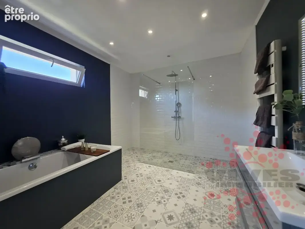 Maison T6 rénovée avec piscine et garage à Puisserguier - photo 12