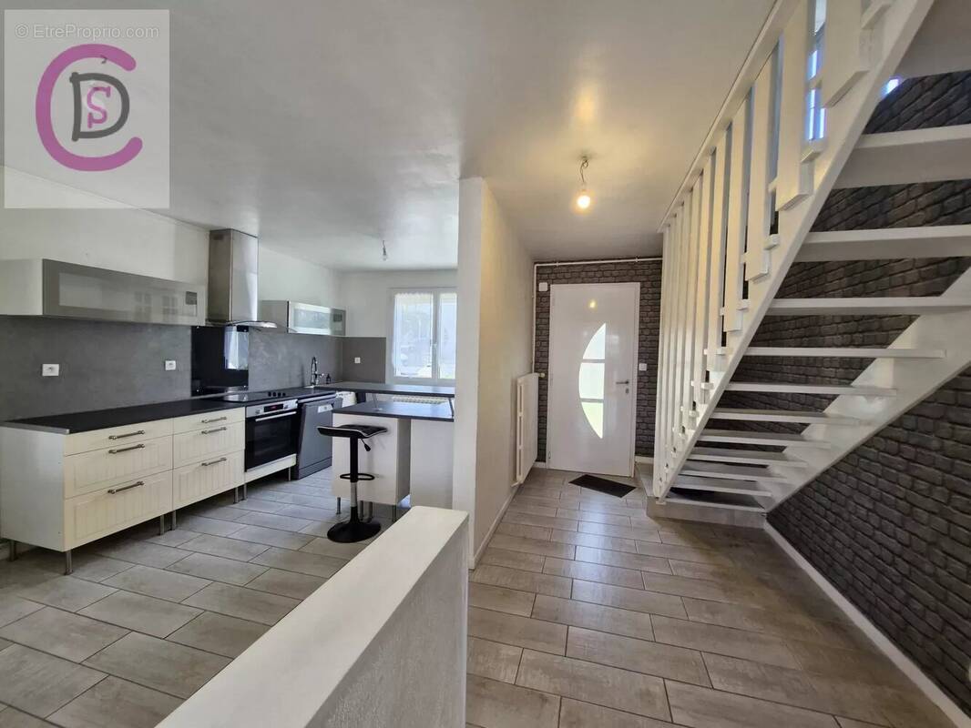 Maison à EQUEURDREVILLE-HAINNEVILLE