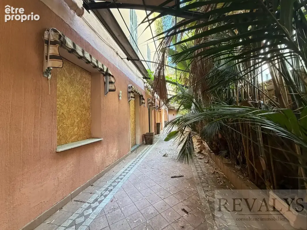 Alpes-maritimes(06) menton vente immeuble en bloc face mer - photo 5
