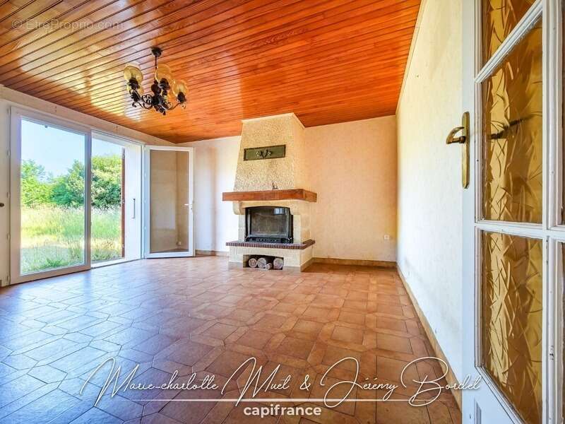 Maison à vendre 4 pièces SERMOYER (01) - photo 7