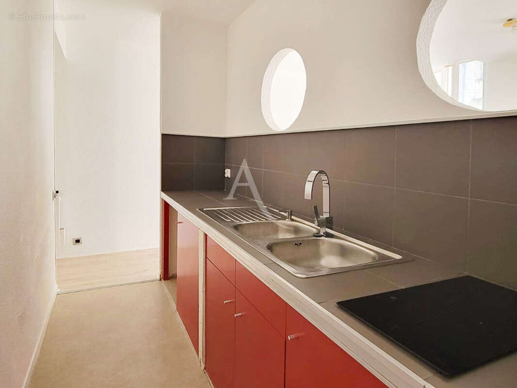 BORDEAUX GAMBETTA - Appartement T2 lumineux très bien placé - photo 5
