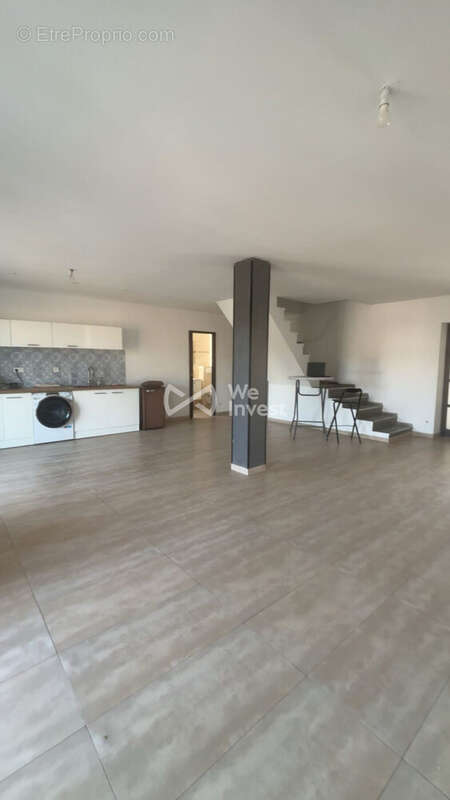 Maison 122 m² à Aubagne  - photo 2