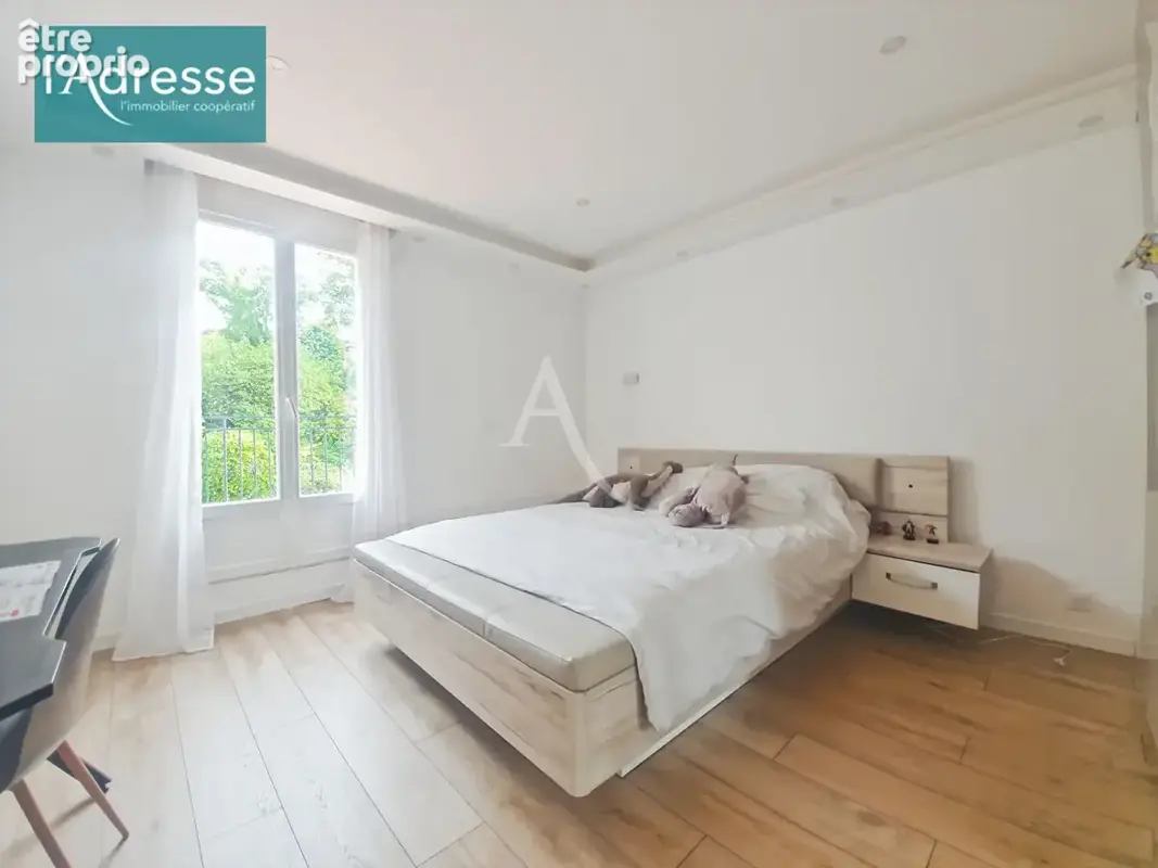 Maison Meulan En Yvelines 263 m², sous sol total, 1500 m² de parcelle - photo 13