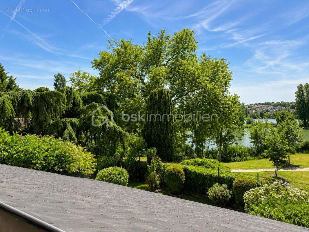 Maison - villa - architecte - 275 m2 - 5 chambres - piscine - vue lac - photo 19