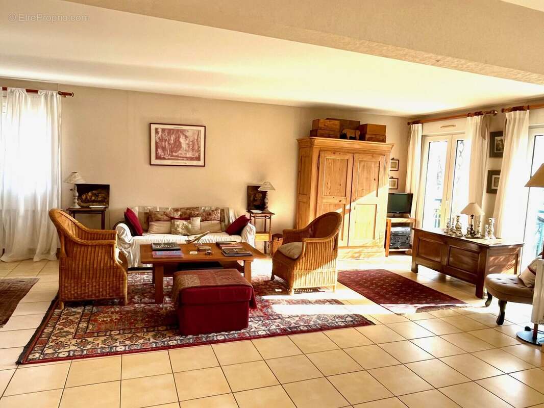 Appartement à AVON