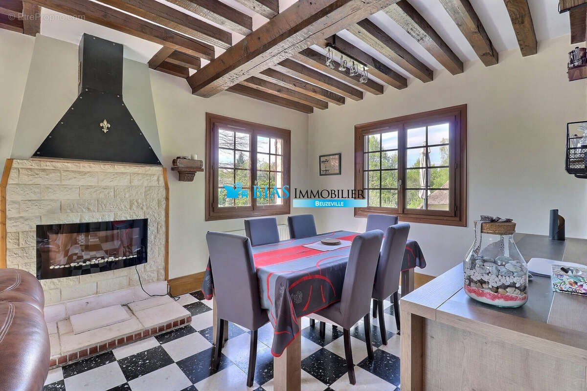 Maison à BEUZEVILLE