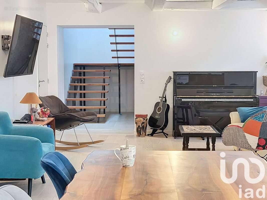 Photo 2 - Maison à VERINES